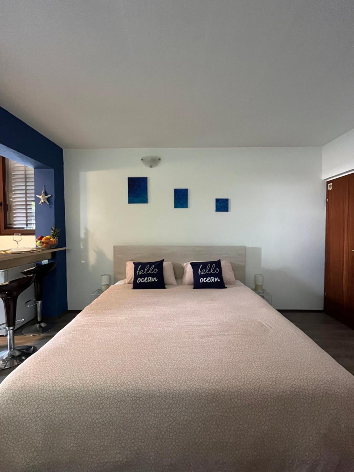 Seashell Apartment เวอร์ซาร์ ภายนอก รูปภาพ